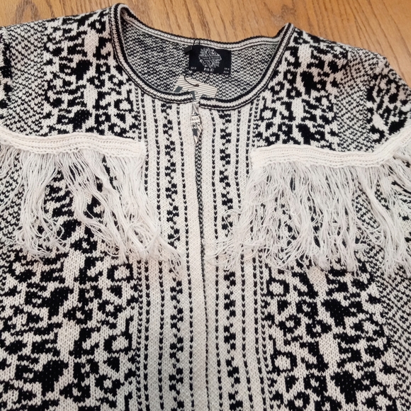 NWT Hearts & Roses Snowy Fair Isle Sweater Jacket Black & White Women's Size 12 - Picture 5 of 16